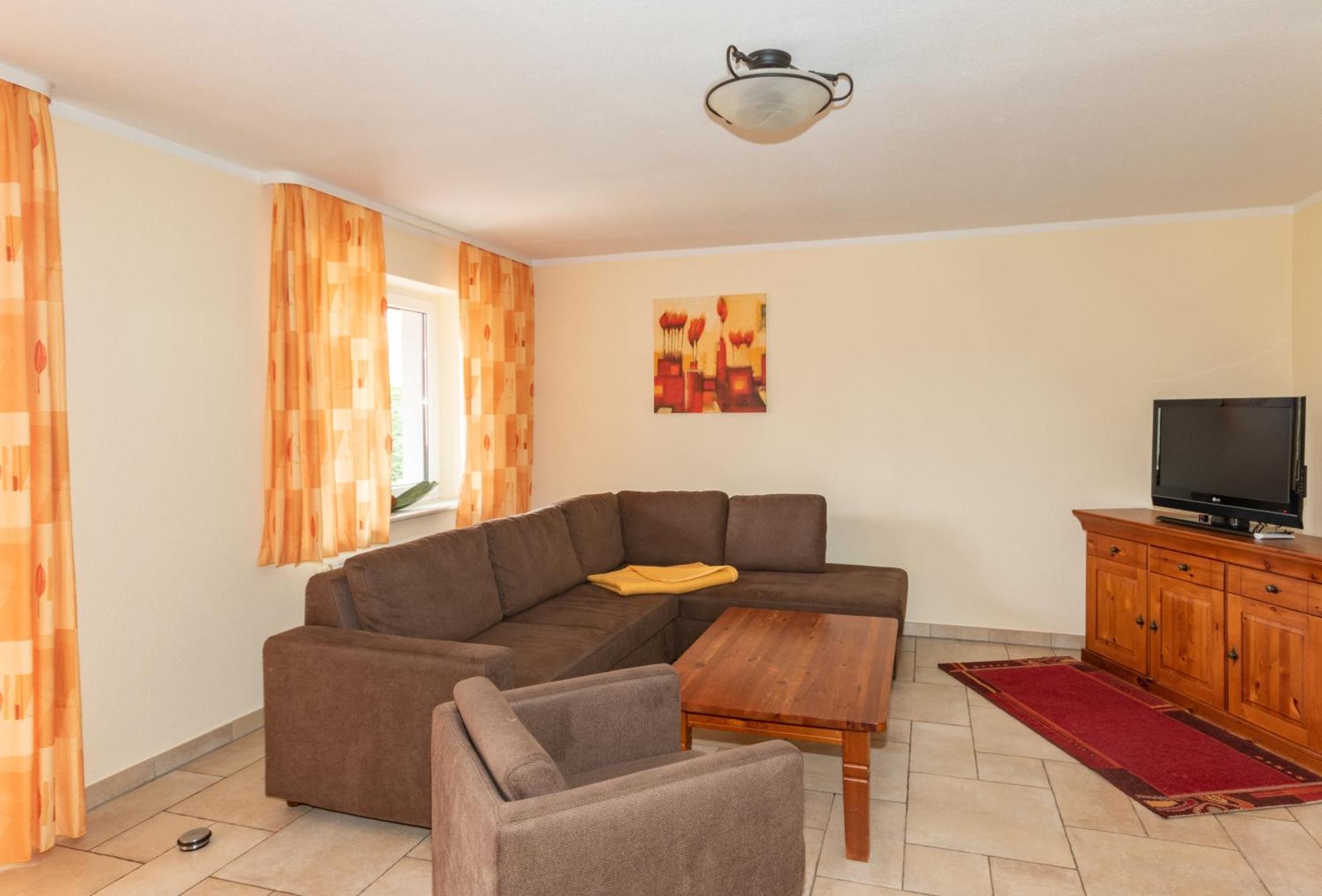 Wassermannapartments Бург Екстериор снимка